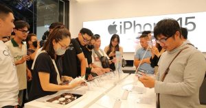 iPhone 15 series gây “sốt” tại Việt Nam, hàng loạt đại lý “cháy” hàng