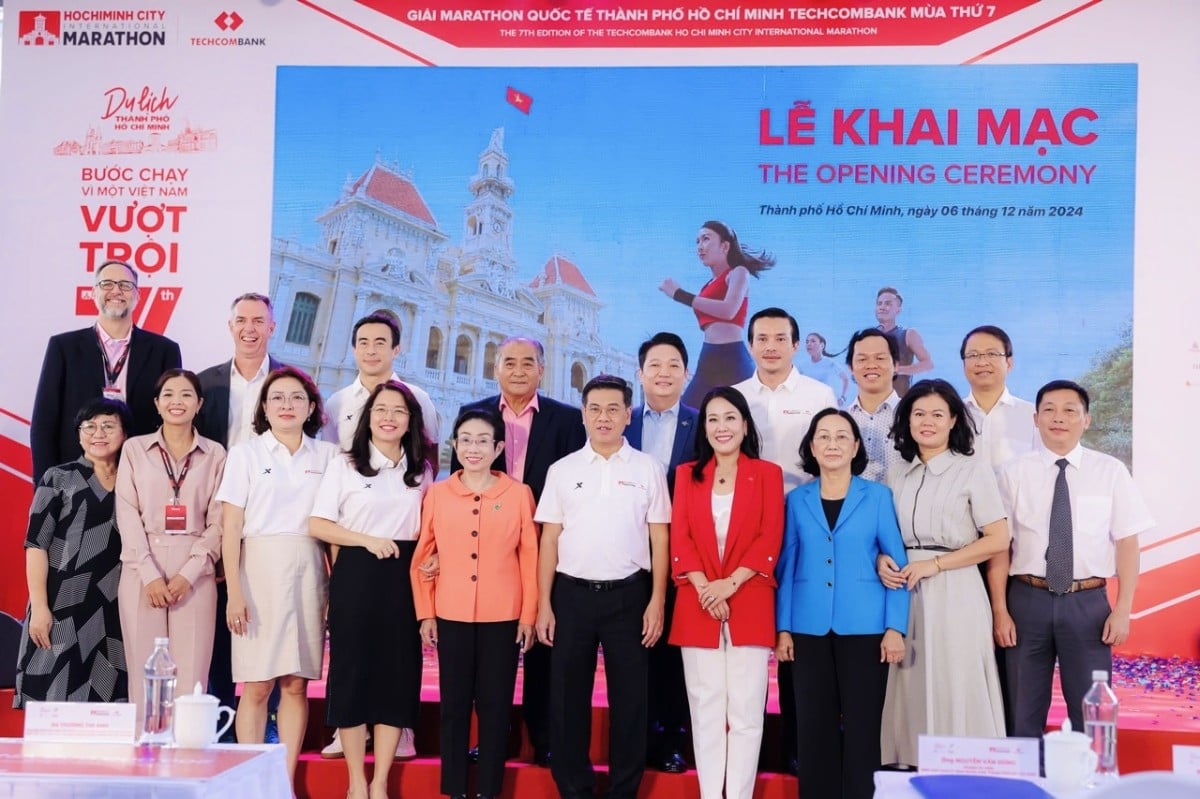 344898_marathon-quoc-te-ho-chi-minh-t_1733493119 Giải chạy Marathon Quốc tế Thành phố Hồ Chí Minh Techcombank lần thứ 7 chính thức khai mạc.