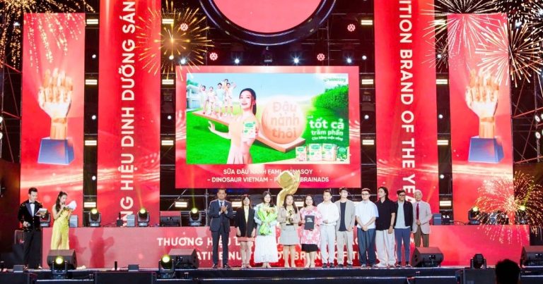 Fami xuất sắc được vinh danh tại hạng mục “Thương hiệu dinh dưỡng sáng tạo” tại Vạn Xuân Awards