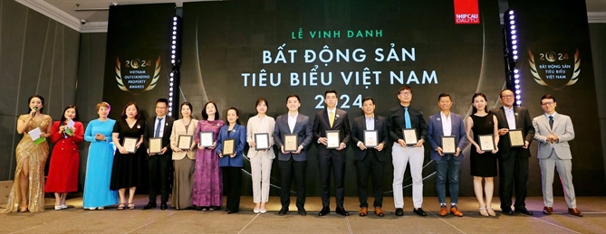 Lễ Vinh danh Bất động sản tiêu biểu Việt  Nam 2024.